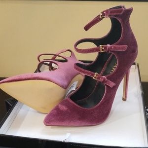 Faux Velvet Mauve color heels